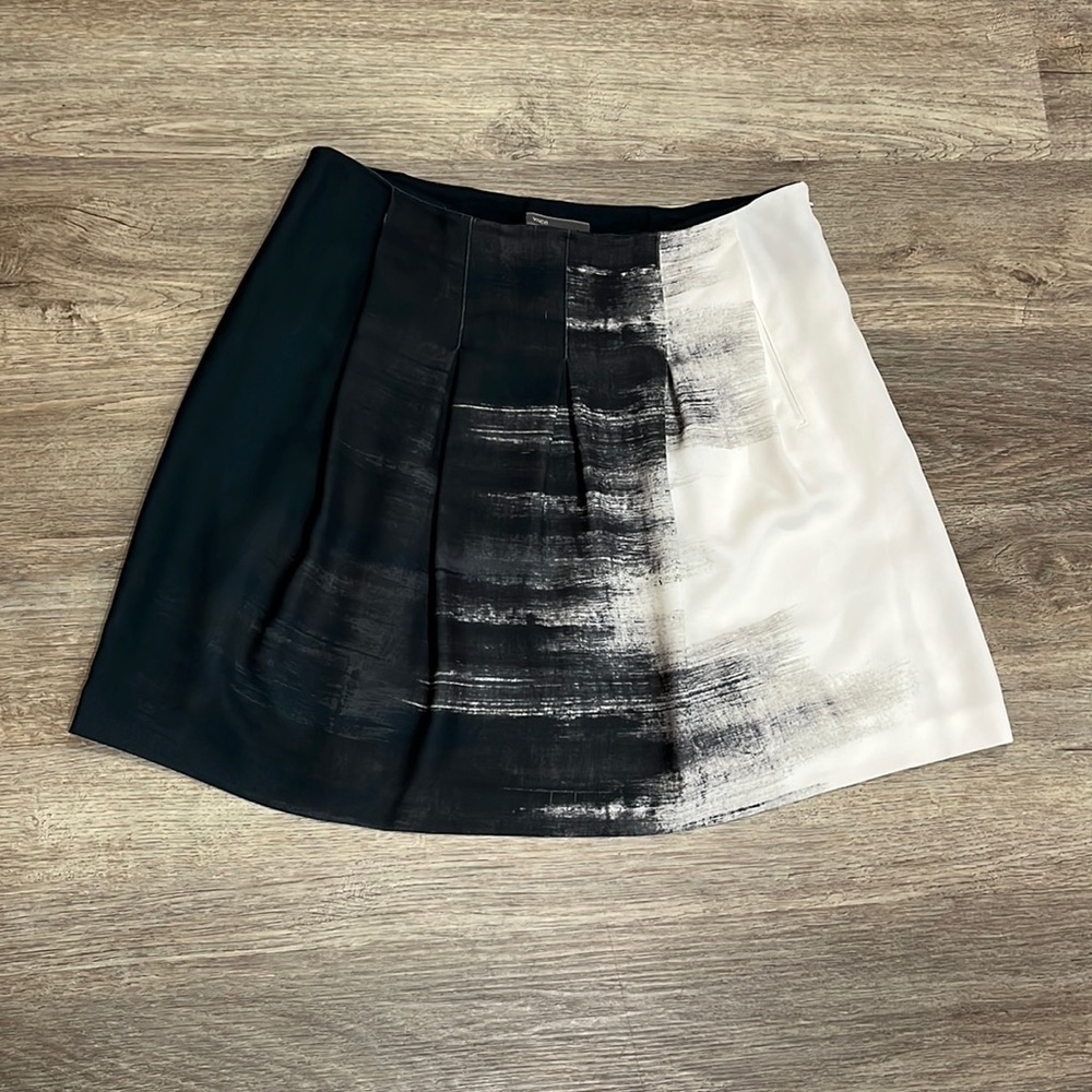 Vince Black and White Skirt
